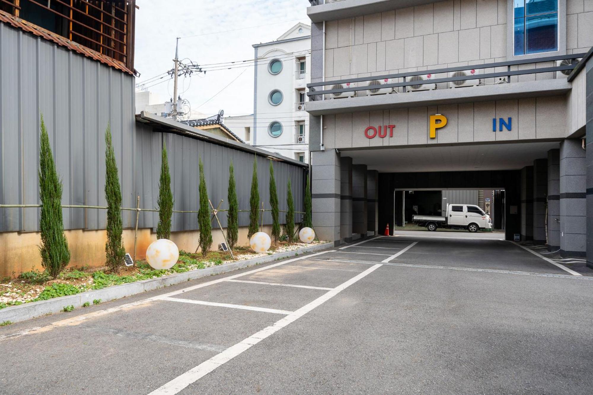 Yeosu Stay Hotel Exterior foto